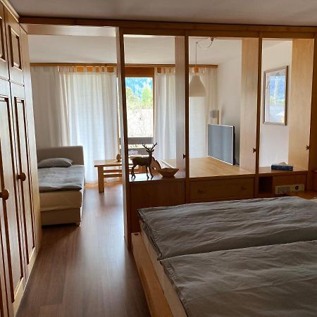 Moderne Ferienwohnung In Laax - Modern Apartment In ラア エクステリア 写真