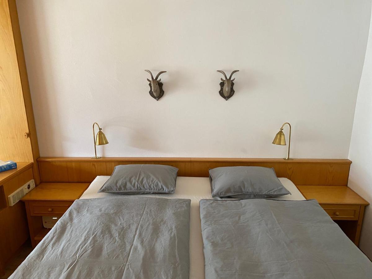 Moderne Ferienwohnung In Laax - Modern Apartment In ラア エクステリア 写真