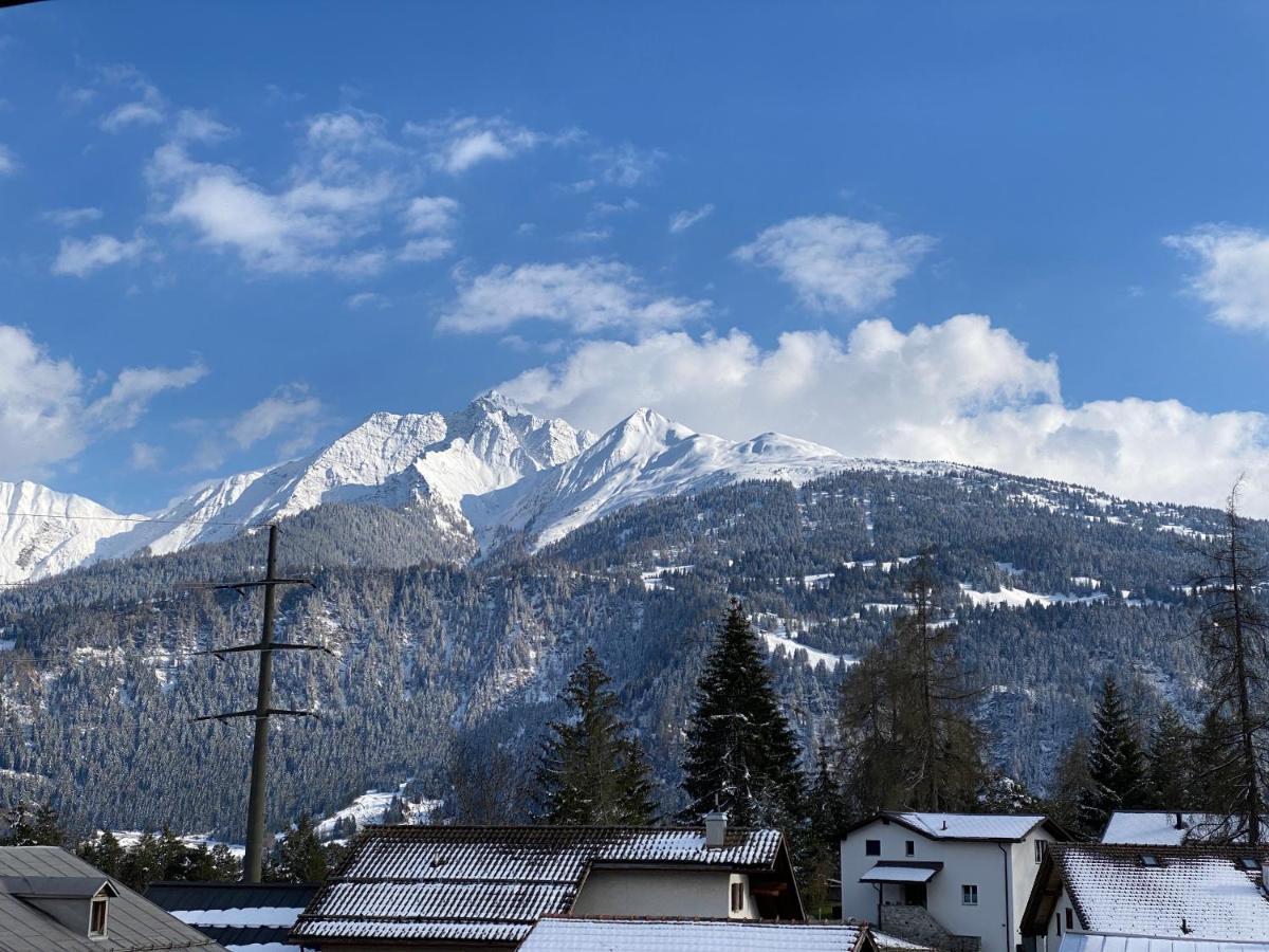 Moderne Ferienwohnung In Laax - Modern Apartment In ラア エクステリア 写真