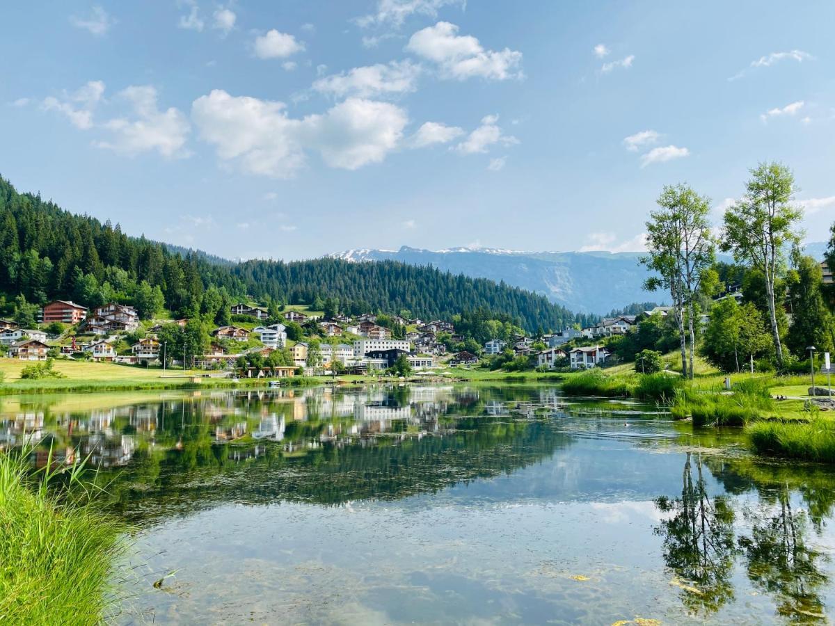 Moderne Ferienwohnung In Laax - Modern Apartment In ラア エクステリア 写真